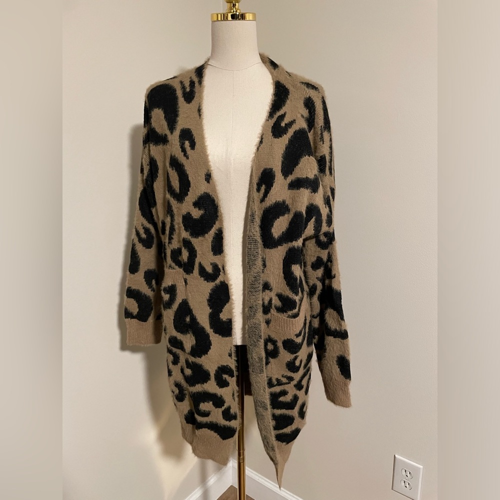 Leopard‎ oversized cardigan
